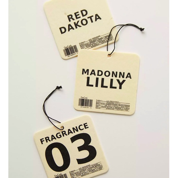 NEW! NWT Free People Curated Beauty & Wellness Bag with Products - Picture 8 of 9